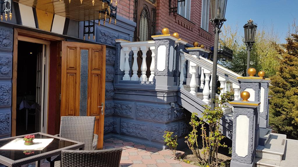 Versal Hotel Kherson Luaran gambar